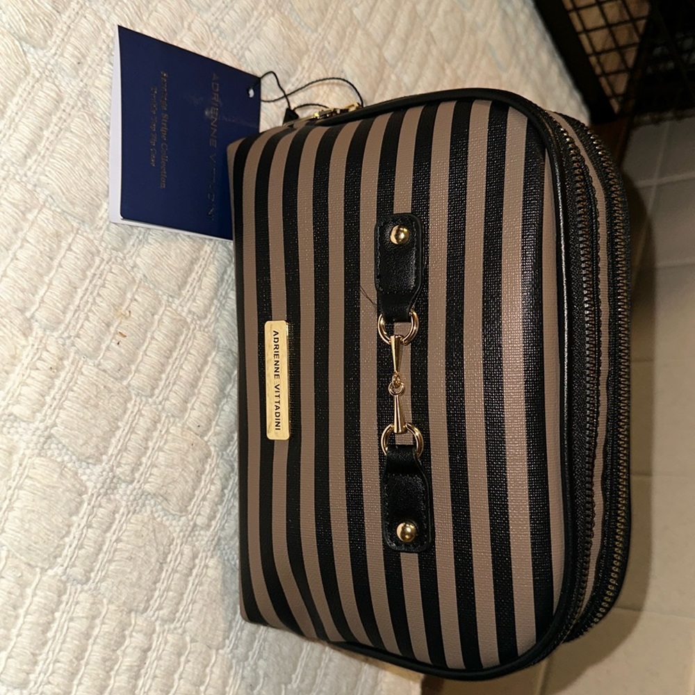 Travel/ makeup bag
